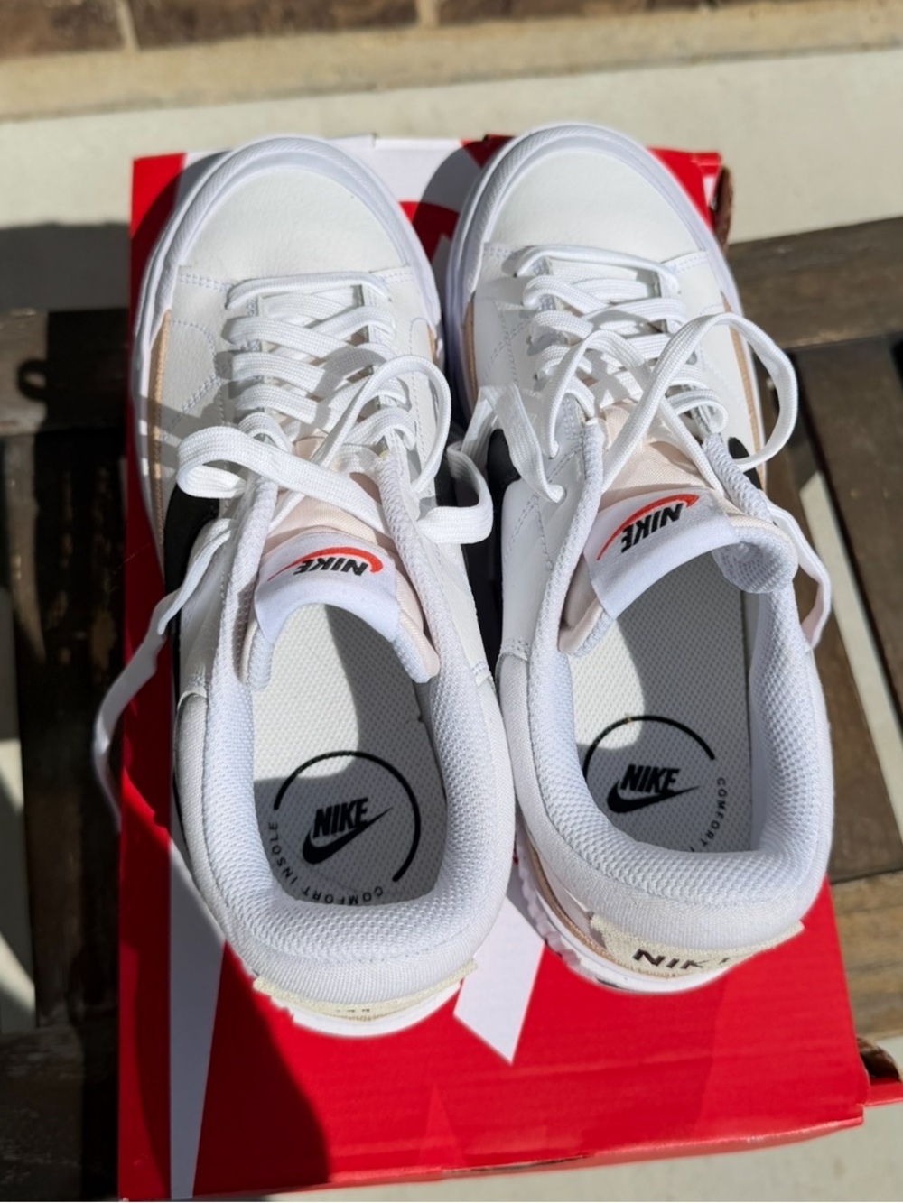 Nike Women's White Court Legacy Lift - Picture 2 of 5